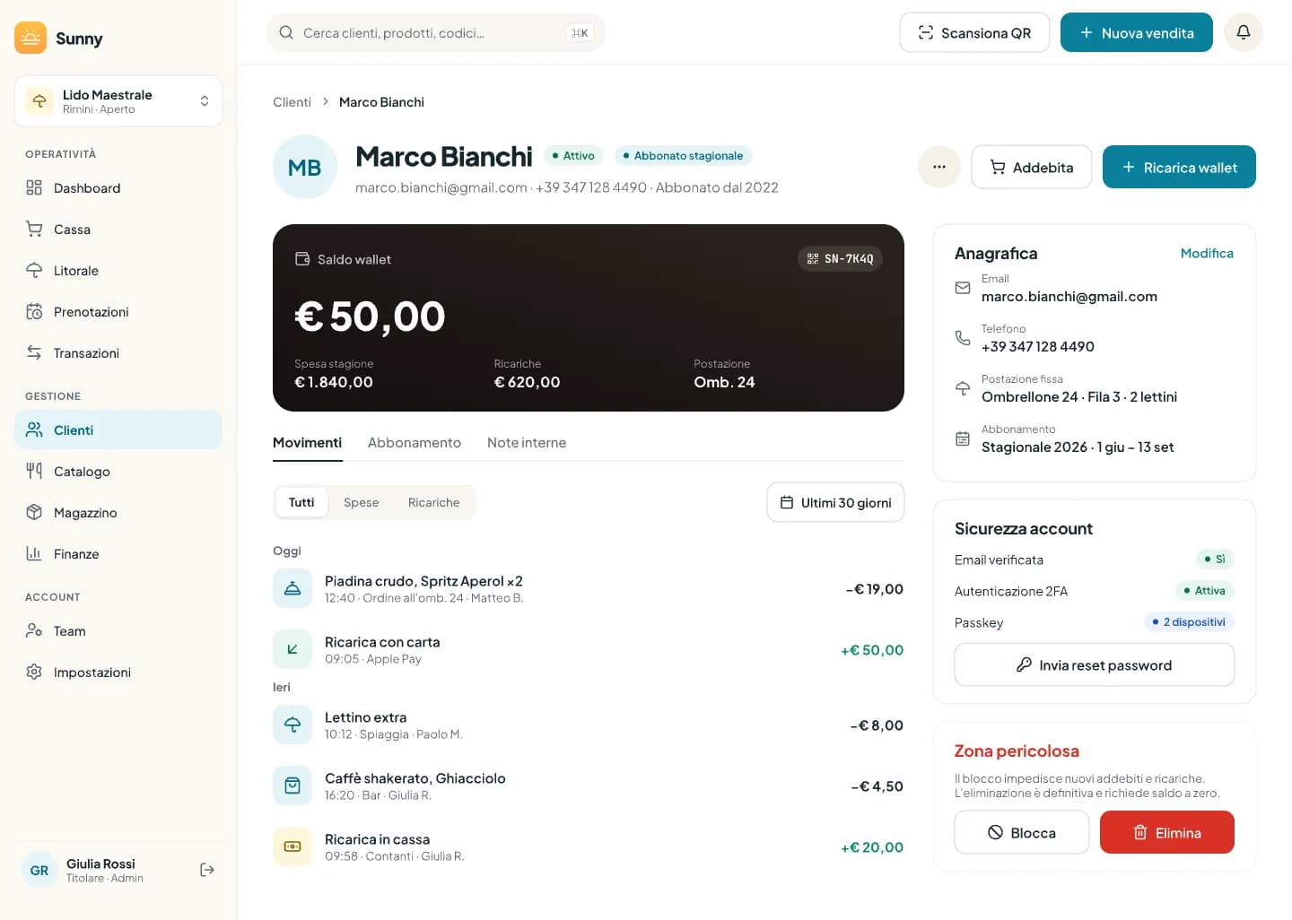 Scheda cliente da desktop con saldo del wallet, movimenti e schede laterali